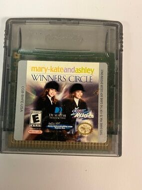 Mary-Kate and Ashley Winners Circle - Game Boy Color Cartridge 1998 Nintendo